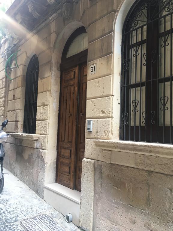 Casa Vacanze Ortigia シラクーサ エクステリア 写真